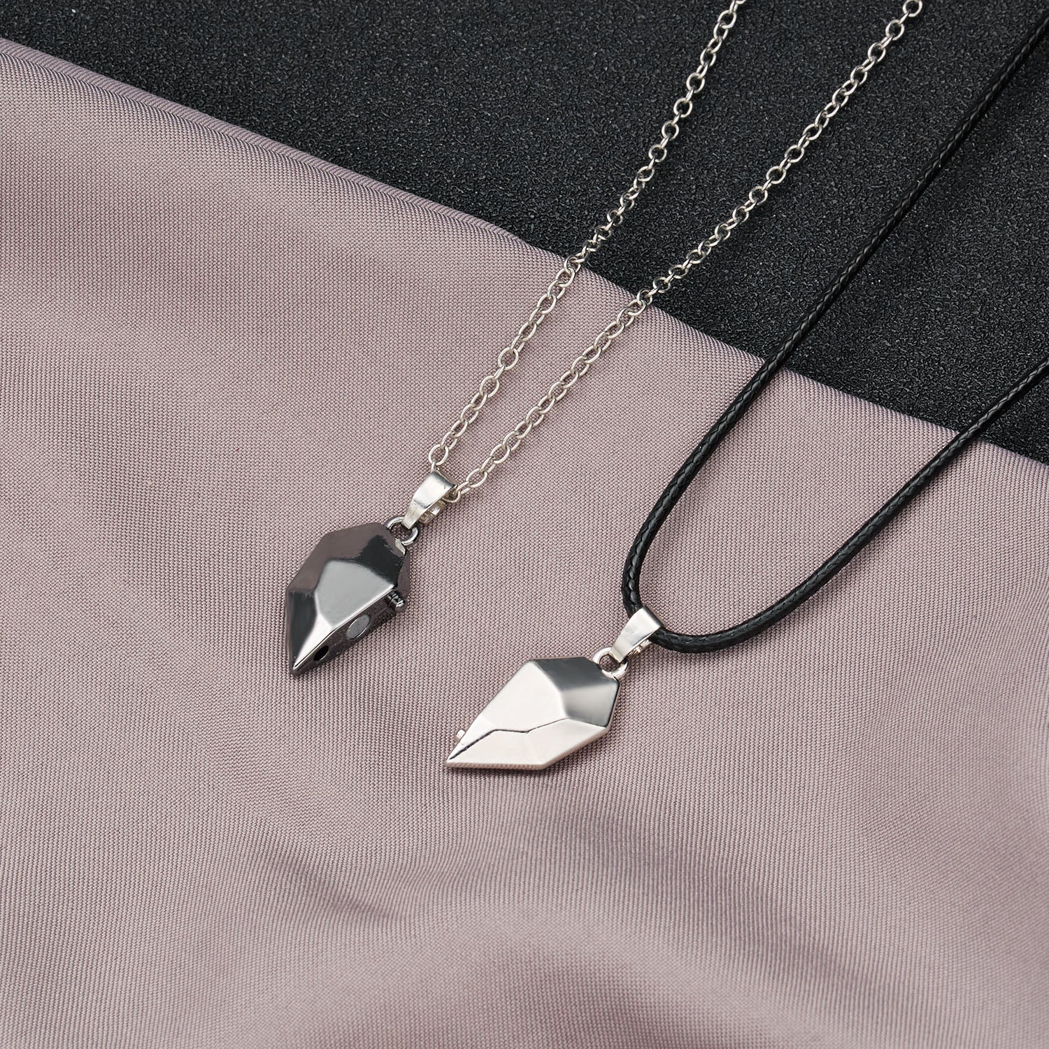 Magnetic Heart Necklace (2)